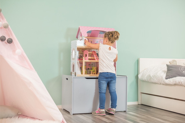 Linde ist 4 Jahre alt und 110 cm groß