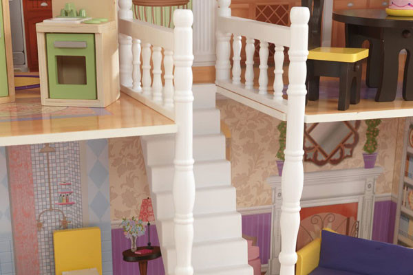 Eine Treppe in der Mitte des Hauses